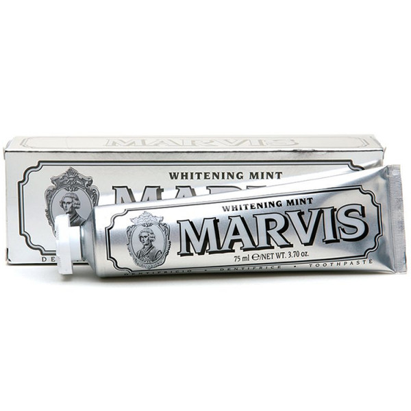 Marvis, Balinošā zobu pasta ar piparmetrās garšu, Whitening Mint, 75ml