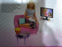 FXG33 BarbieLeļļu mājas dīvāns, galdiņš ar aksesuāriem